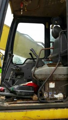 ขออนุญาตขายpc200-6ซี่เรี่ยนสูงเอกสารเล่มไฟฟ้าตัดพร้อมใช้งานราคา650000บาทสนใจติดต่อช่างดำ0853224877-0988930465ครับผม