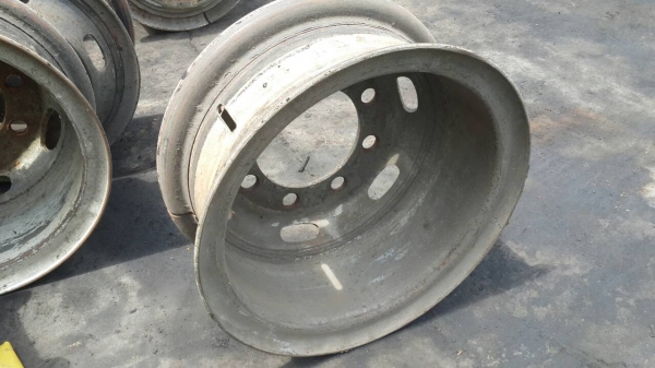 ขายกระทะ10ล้อขอบ20สภาพดีๆลูกละ1100บาทมี200 ลูก