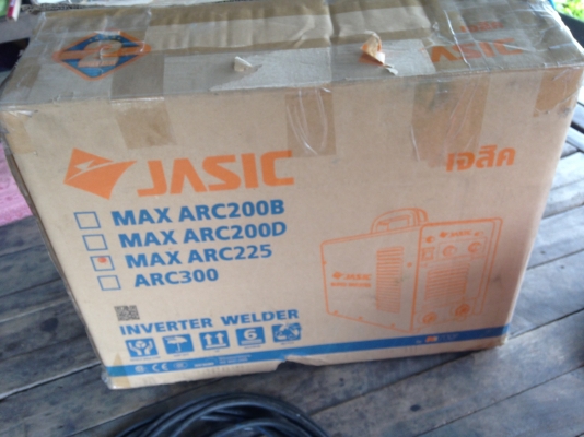 เครื่องเชื่อม jasic MAX ARC 225 ตัวใหม่ล่าสุด สภาพดี 99 \% เครื่องเชื่อม jasic MAX ARC 225 ตัวใหม่ล่าสุด สภาพดี 99 \%