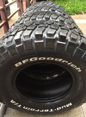 ยาง Mud BF Goodrich KM2 285 75 16 ดอกเต็ม ใช้ยาว ราคาไม่แพง ยาง Mud BF Goodrich KM2 285 75 16 ดอกเต็ม ใช้ยาว ราคาไม่แพง