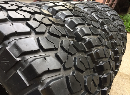 ยาง Mud BF Goodrich KM2 285 75 16 ดอกเต็ม ใช้ยาว ราคาไม่แพง ยาง Mud BF Goodrich KM2 285 75 16 ดอกเต็ม ใช้ยาว ราคาไม่แพง