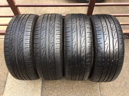 ยาง Firestone 205 55 16 ปี15 ดอกเต็ม ไม่มีปะ ราคาไม่แพง