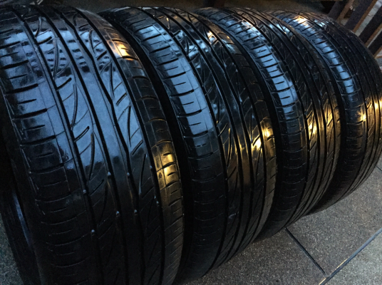 ยาง Firestone 205 55 16 ปี15 ดอกเต็ม ไม่มีปะ ราคาไม่แพง