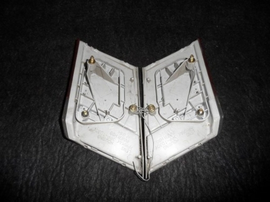 ขาย ทับทิบฝาท้าย Mitsubishi Lancer CK4 มือสอง ของแท้ นำเข้าจากญี่ปุ่น ขาย ทับทิบฝาท้าย Mitsubishi Lancer CK4 มือสอง ของแท้ นำเข้าจากญี่ปุ่น