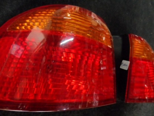 ขาย ไฟท้ายรถยนต์ ฮอนด้า ซีวิค ปี99  Honda Civic 99 มือสอง ของแท้ นำเข้าจากญี่ปุ่น