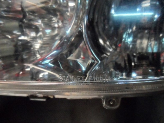 ขาย ไฟหน้ารถยนต์ ซีนอล Mazda 323 Protege xenon ของแท้ ขาย ไฟหน้ารถยนต์ ซีนอล Mazda 323 Protege xenon ของแท้