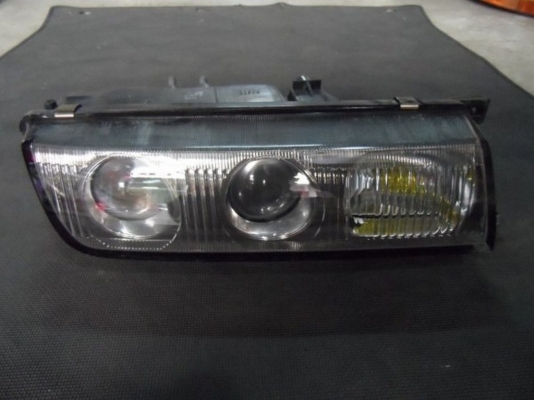 ขาย ไฟหน้ารถยนต์มือสอง NISSAN CEFIRO A31 24VAL มือสอง ของแท้ นำเข้าจากญี่ปุ่น