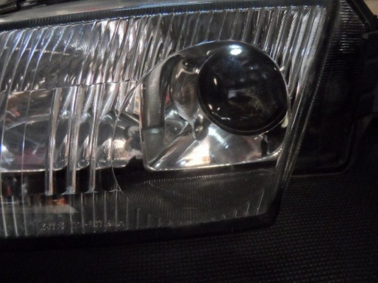 ขาย ไฟหน้ารถยนต์มือสอง MAZDA LANTIS มือสอง ของแท้ นำเข้าจากญี่ปุ่น