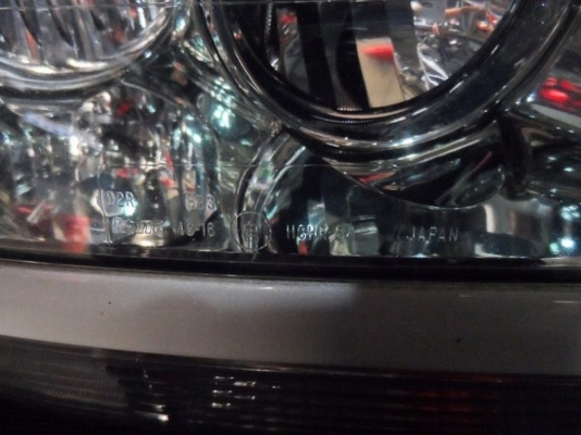 ขาย ไฟหน้ารถยนต์มือสอง ตัวแรก TOYOTA Harrier ตัว 1  มือสอง ของแท้ นำเข้าจากญี่ปุ่น