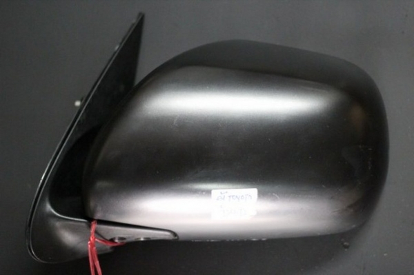 ขาย กระจกมองข้าง  รถตู้ TOYOTA D4D  มือสอง ของแท้ นำเข้าจากญี่ปุ่น