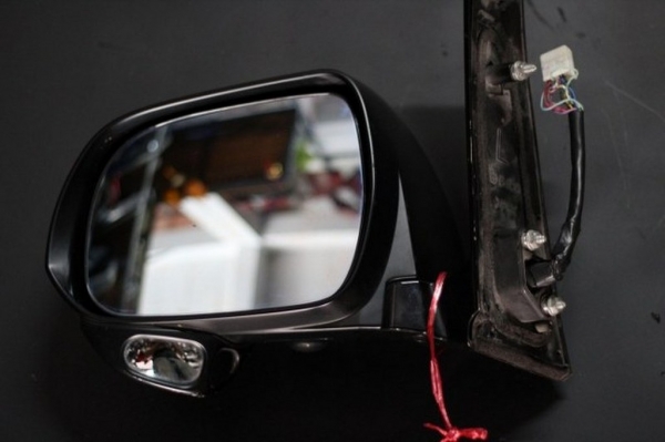 ขาย กระจกมองข้าง มีกล้อง TOYOTA ESTIMA 2010  มือสอง ของแท้ นำเข้าจากญี่ปุ่น