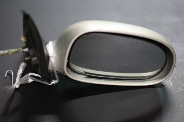 ขาย กระจกมองข้าง NISAAN SUNNY NEO  มือสอง ของแท้ นำเข้าจากญี่ปุ่น