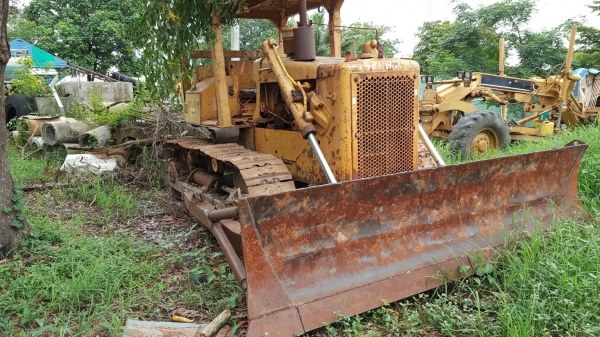 ต้องการขายรถแทรกเตอร์ CAT D50B รถพร้อมใช้งาน เอกสารเล่มทะเบียนครับ ต้องการขายรถแทรกเตอร์ CAT D50B รถพร้อมใช้งาน เอกสารเล่มทะเบียนครับ