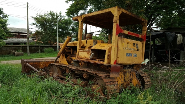 ต้องการขายรถแทรกเตอร์ CAT D50B รถพร้อมใช้งาน เอกสารเล่มทะเบียนครับ ต้องการขายรถแทรกเตอร์ CAT D50B รถพร้อมใช้งาน เอกสารเล่มทะเบียนครับ