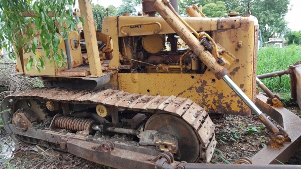 ต้องการขายรถแทรกเตอร์ CAT D50B รถพร้อมใช้งาน เอกสารเล่มทะเบียนครับ ต้องการขายรถแทรกเตอร์ CAT D50B รถพร้อมใช้งาน เอกสารเล่มทะเบียนครับ