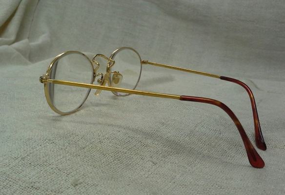 แว่นสายตายาวแฮนด์คราฟท์ระดับยอดฝีมือจากแดนซามูไร Vintage LEOPARD handmade in Japan ค่าสายตา +300 แว่นสายตายาวแฮนด์คราฟท์ระดับยอดฝีมือจากแดนซามูไร Vintage LEOPARD handmade in Japan ค่าสายตา +300