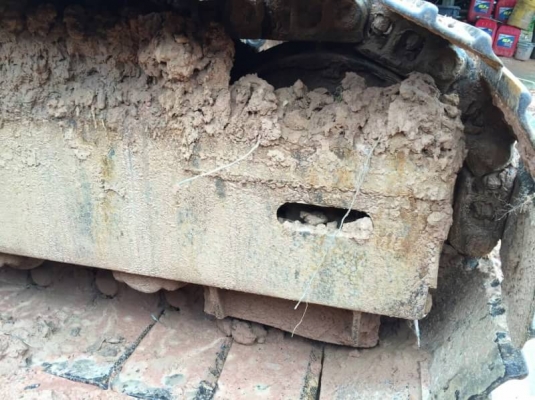 ขาย 235,000 KOBELCO sk 120 Mark 1เครื่อง ISUZU-6BB1-145 แรง  โช่หนา เอวแน่น  เอกสารชื้อขาย รถอยู่ จ.มหาสารคาม  090-772-3710 090-772-3708