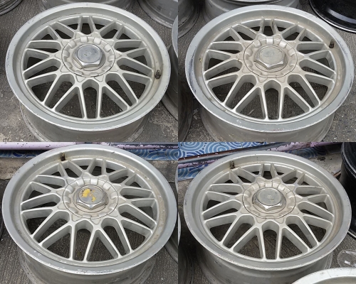 ล้อแม็ก3ชุด รังผึ้งขอบ 16 -5-114.3 2ชุด   ลาย BBS 17-5-114.3 กว้าง 7.5 นิ้ว ET+25  ราคา ชุดละ 2,900 บาท งดต่อรองทุกกรณี รับเองครับ