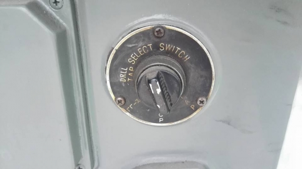 ** SOLD ** แท่นสว่านเจาะต้าปญี่ปุ่น TAKAHIRA Made in JAPAN เจาะได้ 25 มม. ต้าปได้ 16 มม. ลงตู้สดนอก!!