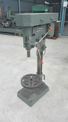 ** SOLD ** แท่นสว่านเจาะต้าปญี่ปุ่น TAKAHIRA Made in JAPAN เจาะได้ 25 มม. ต้าปได้ 16 มม. ลงตู้สดนอก!!