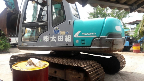 ขายค่ะ  KOBELCO  SK120-3 มาร์คไฟว์ ซุปเปอร์..มาใหม่  เก่าญี่ปุ่นแท้...แทรค  70  มีลายแย๊ก....เครื่องปั๊มดี..ระบบคล่อง..โทร..089-3818694  ดวงนภา