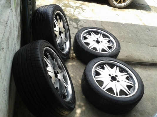 ขอบ17นิ้ว4รู100 พร้อมยาง ชุดนี้ ราคา 6500 บาท