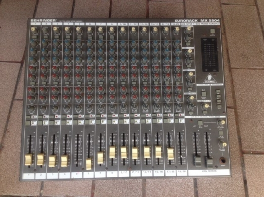 Behringer MX2804 Mixer เก่าญี่ปุ่นเเท้ภาพดีใช้ไฟ 19V ไม่มีหม้อเเปลงมานะครับ