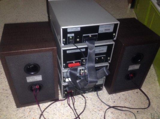 SONY มินิคอมโปครบชุด เก่าญี่ปุ่นเเท้สภาพสวยใช้ไฟ100v ใช้งานได้ปกติ
