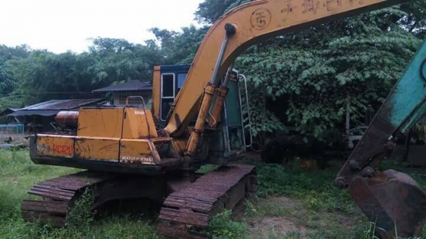 Komatsu 120-3 พร้อมใช้ เอกสารสัญาซื้อขาย