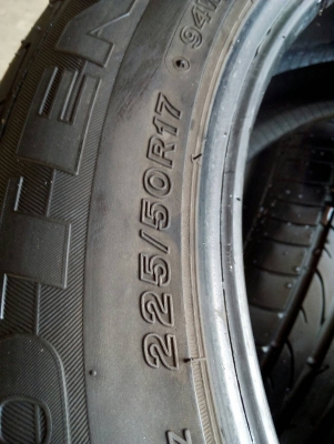 225/50R17  BRIDGESTONE  POTENZA RE-050  RUNFLAT   ชุด 4 เส้น.  tel.081-427-3941