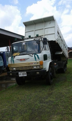 รถสิบล้อ 2 เพลาดั้ม 227 สภาพดี พร้อมใช้