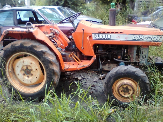 ขายรถไถเล็กคูโบต้า2เพลาพร้อมเทรนเล่อสภาพดีไม่แพง