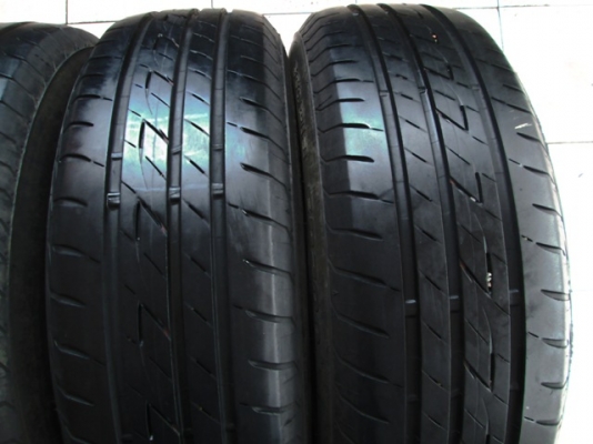 ขายยาง BRIDGESTONE EP200 195-65-15 ปี15 สวยๆ 1ชุด