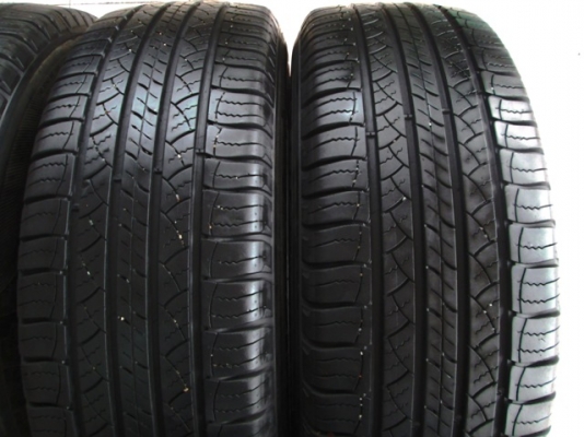 ขายยาง MICHELIN LATITUDE 225-65-17 ดอกแน่นๆ 1ชุด