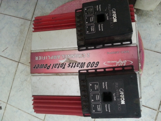 ขายแอมป์ติดรถยนต์2แชแนล พร้องกล่องแยกเสียง