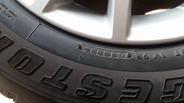 ขายล้อแม็ก pajero 17" ยางปี13 สนใจติดต่อ ตาเล็ก ล้อและยางครับ 081-3747940 ขายล้อแม็ก pajero 17" ยางปี13 สนใจติดต่อ ตาเล็ก ล้อและยางครับ 081-3747940