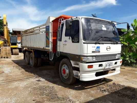 ขายรถสิบล้อดัมพ์ HINO 3M เครื่องเดิม 240 แรง 2 เพลา ปี 38 เกียร์เดิม กระบะดัมพ์ข้างเรียบ ทะเบียนพร้อม