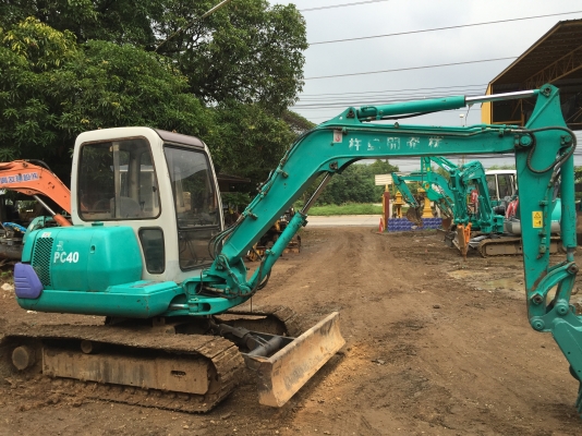 ขายรถขุด(FROM JAPAN) KOMATSU PC40-7 สภาพเดิมๆ ผ่านการใช้งานมาแค่2xxxชั่วโมง ขายรถขุด(FROM JAPAN) KOMATSU PC40-7 สภาพเดิมๆ ผ่านการใช้งานมาแค่2xxxชั่วโมง