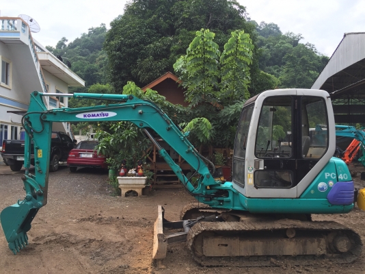 ขายรถขุด(FROM JAPAN) KOMATSU PC40-7 สภาพเดิมๆ ผ่านการใช้งานมาแค่2xxxชั่วโมง ขายรถขุด(FROM JAPAN) KOMATSU PC40-7 สภาพเดิมๆ ผ่านการใช้งานมาแค่2xxxชั่วโมง