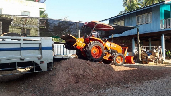 ปัญญาแทรคเตอร์..จัดมาให้ครับ ด่วน!!!คูโบต้า L3608ใบมีดคานล่างFD163พร้อมผาน6เฮฟวี่พลัส สภาพพร้อมใช้