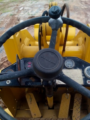 ขาย รถตักล้อยาง TOYOTA เอวอ่อน สภาพพร้อมใช้งาน ต่อแขนเรียบร้อย ขาย รถตักล้อยาง TOYOTA เอวอ่อน สภาพพร้อมใช้งาน ต่อแขนเรียบร้อย