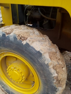 ขาย รถตักล้อยาง TOYOTA เอวอ่อน สภาพพร้อมใช้งาน ต่อแขนเรียบร้อย ขาย รถตักล้อยาง TOYOTA เอวอ่อน สภาพพร้อมใช้งาน ต่อแขนเรียบร้อย