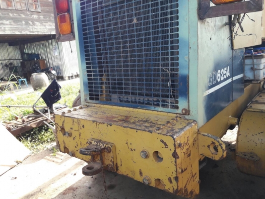 ขายรถเกรด KOMATSU GD625A-1 S/N 60098 เอกสารเล่มทะเบียน ราคา 1550000