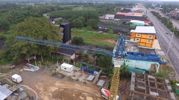 ทาวเวอร์เครน ทาวเวอร์เครน