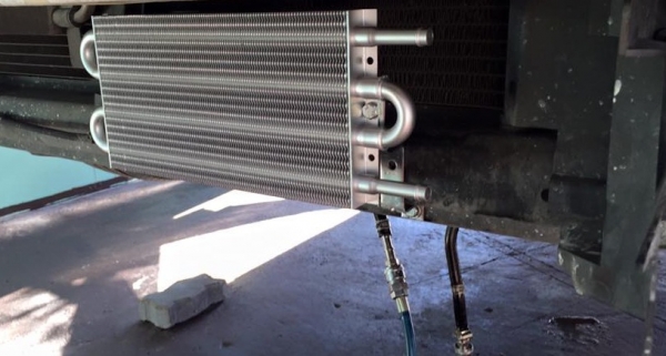 แผง Oil Gear cooler อลูมีเนียม มือ 2 สภาพดี แผง Oil Gear cooler อลูมีเนียม มือ 2 สภาพดี