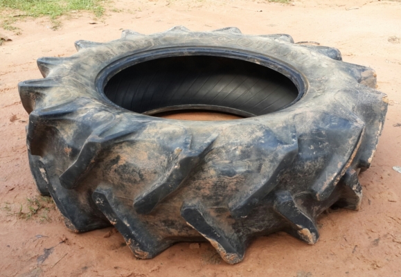 ยางหลังคูโบต้า 45 47แรง OTANI