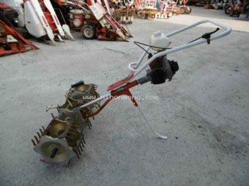 เครื่องกำจัดวัชพืชในร่องข้าว รหัสสินค้า : 80803320 ยี่ห้อ : KIORITZ รุ่น : PC-301E