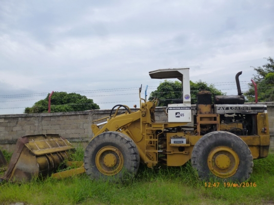 ขายรถตัก หลายคัน ราคากันเอง ขายรถตัก หลายคัน ราคากันเอง