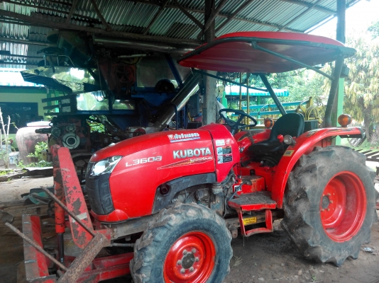 ขายรถไถ 36 แรง ปี 53. อุปกรณ์ ครบ ขายด่วน 235000 บาท ขายรถไถ 36 แรง ปี 53. อุปกรณ์ ครบ ขายด่วน 235000 บาท