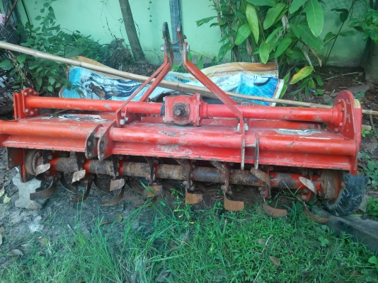 ขายรถไถ 36 แรง ปี 53. อุปกรณ์ ครบ ขายด่วน 235000 บาท ขายรถไถ 36 แรง ปี 53. อุปกรณ์ ครบ ขายด่วน 235000 บาท